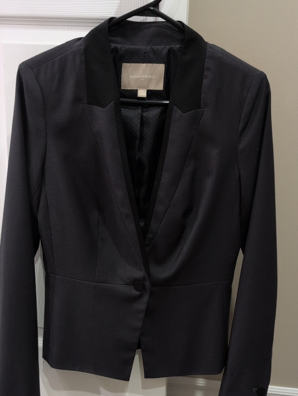 Banana Republic Women's 2-tone Tailored One-Button Blazer